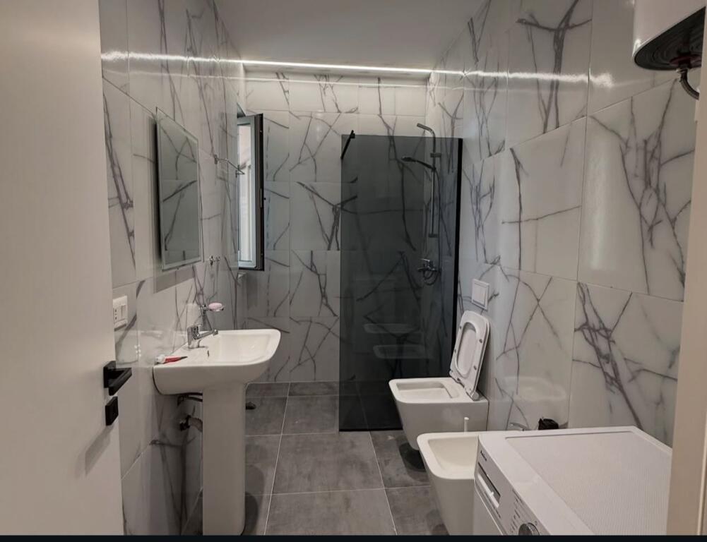 Luxury Apartment for Sale 2+1+1 - Aviation Field ✨Completely New - Premium Investment - Ready to Live! 📍Location: The most sought-after area of the Aviation Field, close to all main services 📐Total Area: 124 m2 Floor: 3 (New building, year of construction 2024) 💶265,000€