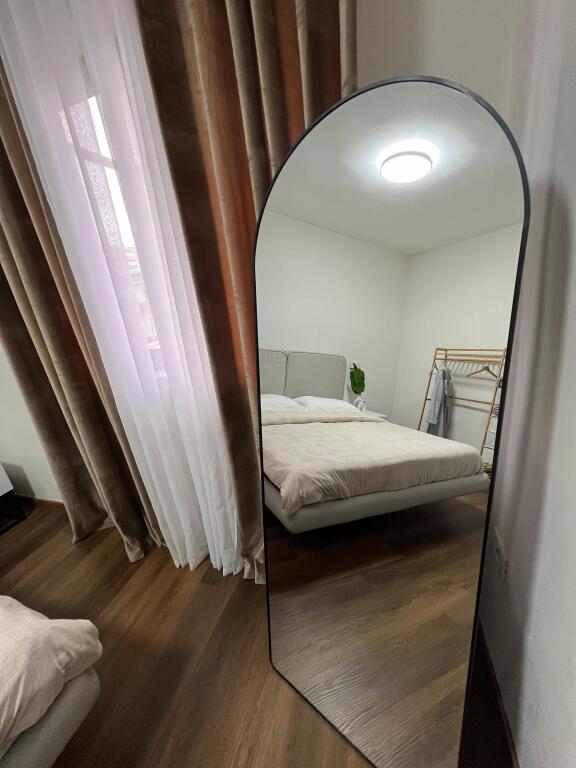 Apartament 2+1 per qira te Sheshi Willson