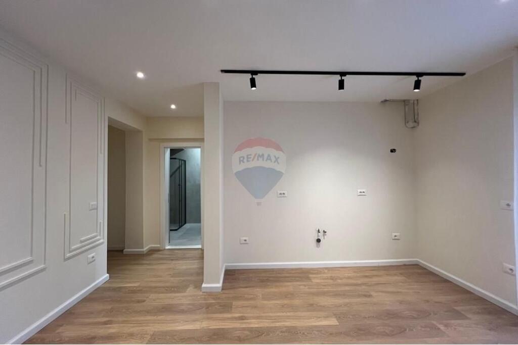 APARTAMENT 1+1 NE SHITJE TE MYSLYM SHYRI