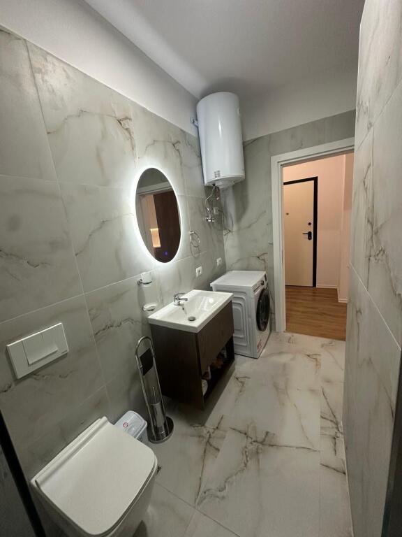 🏢 APARTMENT FOR RENT – CENTER OF TIRANA (Zogu i Zi, near Rrtondo, opposite Ring Center)  Apartment 2+1 for rent, with an area of 77 m², located on the 8th floor of a new building with elevator. ✅ Fully furnished with modern conditions ✅ Offered for rent for the first time ✅ Very favorable location – close to every service  💶 Price: 1000 € / month