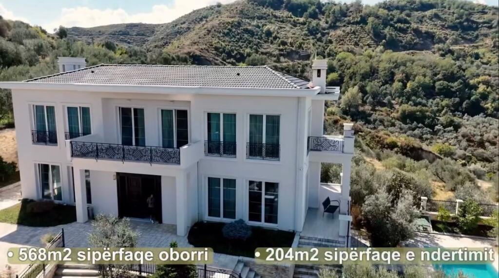 VILE LUKSOZE ME QIRA, LIQENI I THATE, TIRANE!
