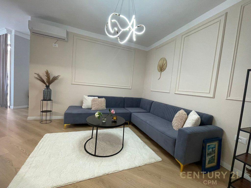 We offer a comfortable 1+1 apartment for rent, Commune of Paris