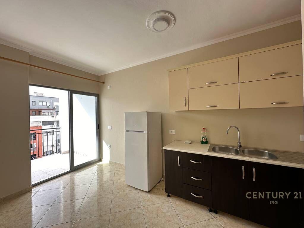 Apartament 2+1 ne Astir, tek 2 Palmat!