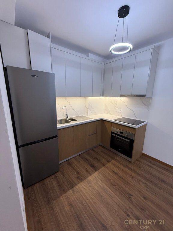 TEK KODRA E DIELLIT 2 JAPIM APARTAMENT 1+1+ POST PARKIMI ME QIRA 700 € /Muaj