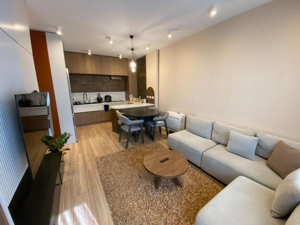Apartament 1+1 me Qera, Bllok