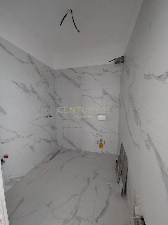 🏢 Apartment 2+1+2 for Sale at “Corner Residence”, Tirana – Premium Investment