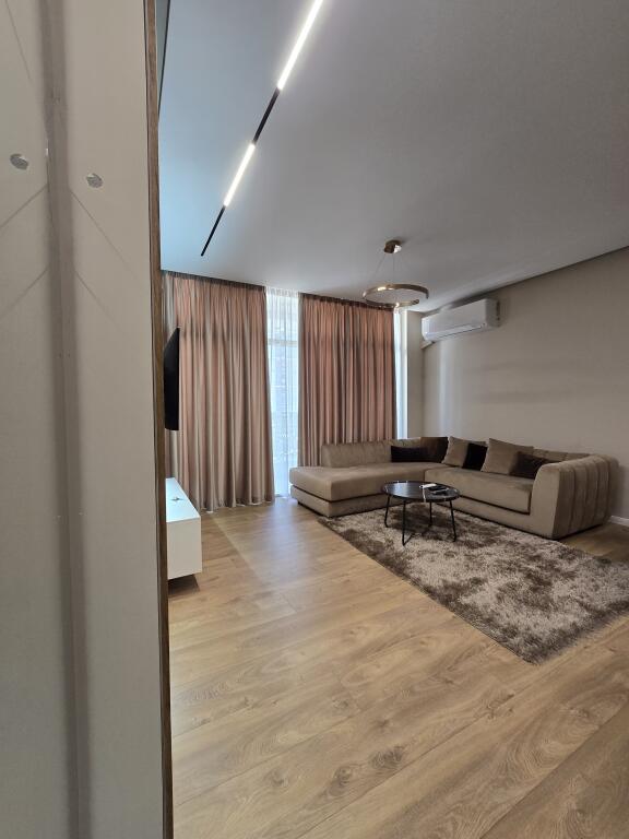 Apartament 1+1 per qira te Bulevardi i Ri