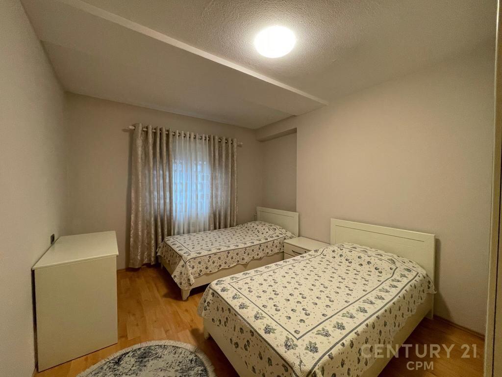 Apartament 2+1 per qira ne Bllok!