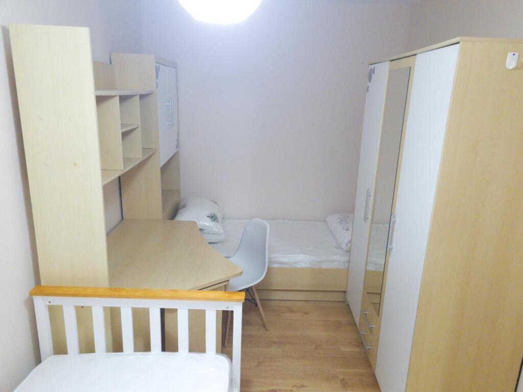 2+1, 2nd floor, building without elevator, fush aviacioni 649 euro
