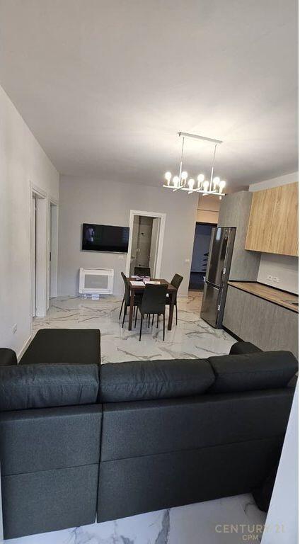 APARTAMENT 2+1 PER QIRA TE KOMPLEKSI FZ Liqeni Thate!
