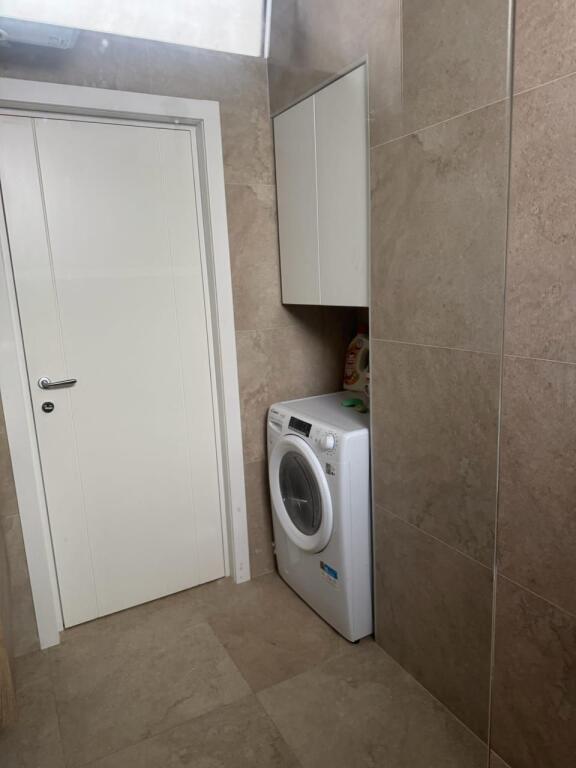 🏠 SHTËPI ME QIRA 2+1 – RR. E DURRËSIT💶 Çmimi: 950 € (i diskutueshëm)
