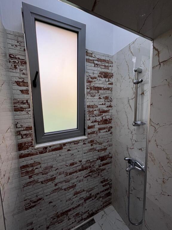 Business premises for rent on Rruga e Dibres!