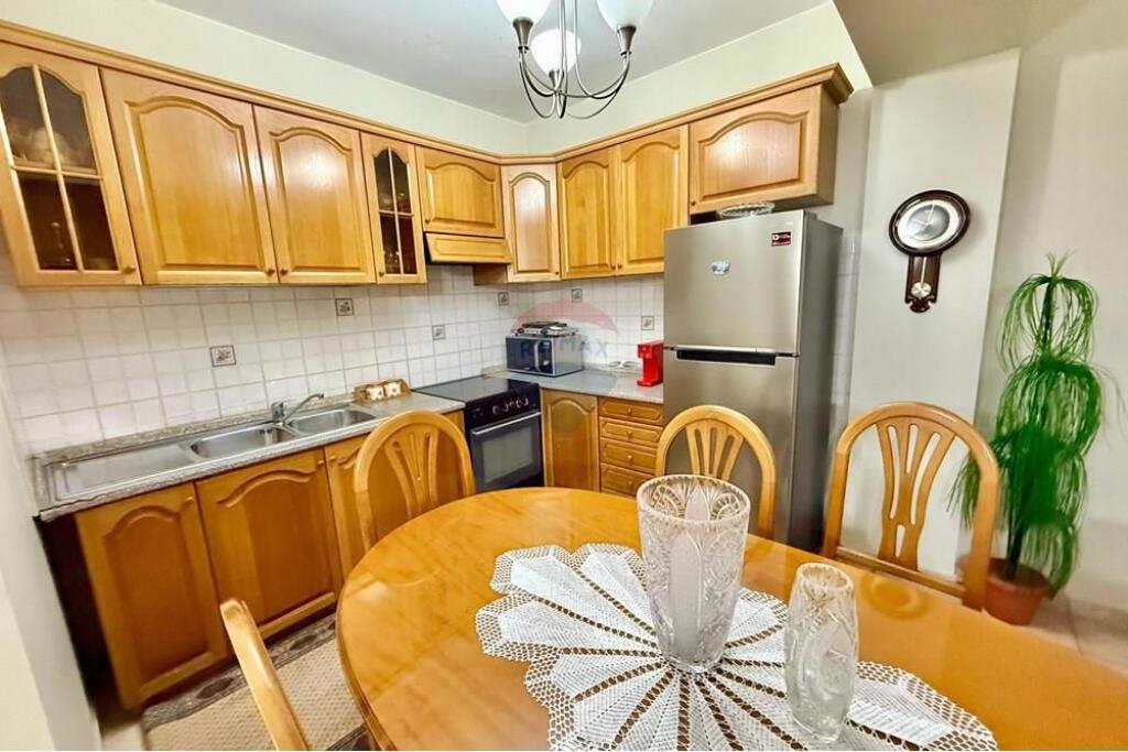 APARTAMENT 2+1 PËR QIRA NE BLLOK !
