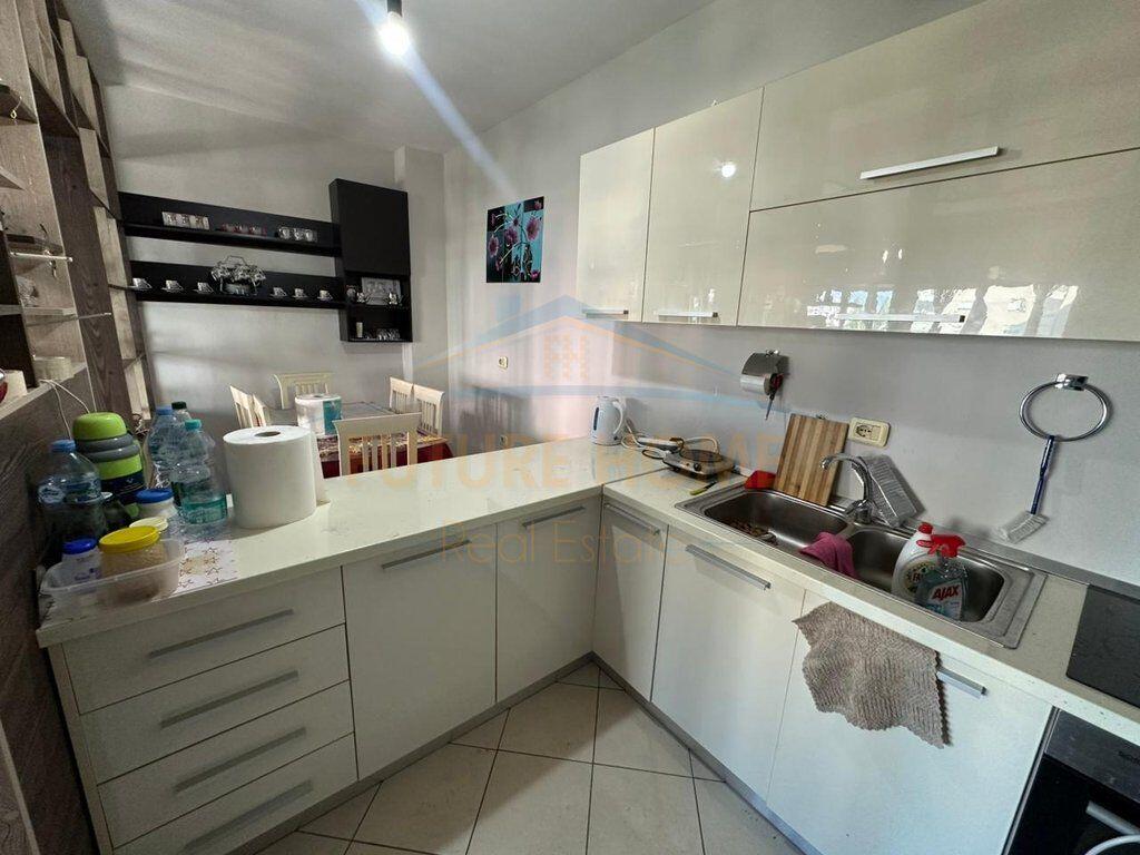 For sale, Apartment 1+1, Train Station, Tirana