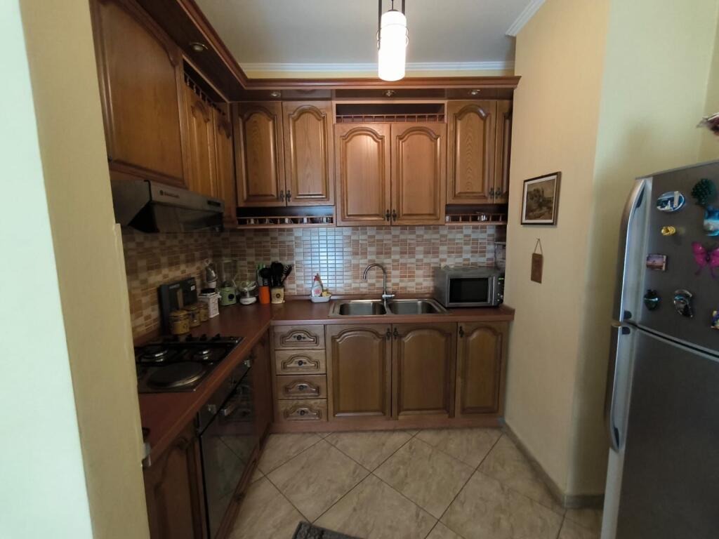 Apartament 1+1 me Qera, Bllok