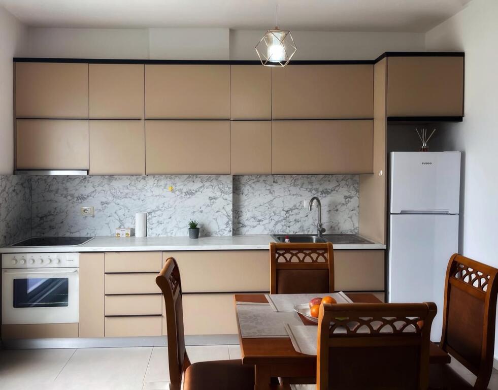 Appartamento di lusso 2+1 con balcone panoramico a 360 gradi presso il Lago Secco