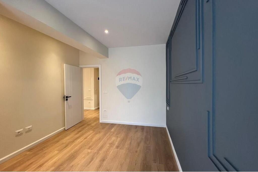 APARTAMENT 1+1 NE SHITJE TE MYSLYM SHYRI