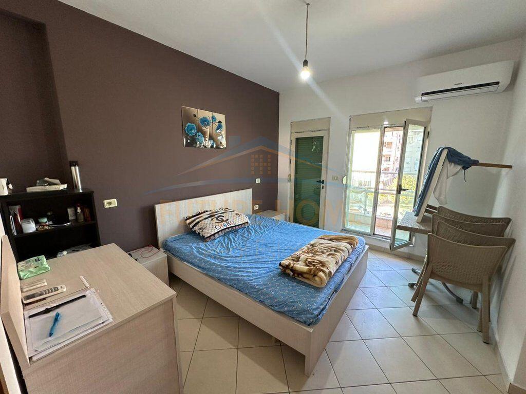 For sale, Apartment 1+1, Train Station, Tirana