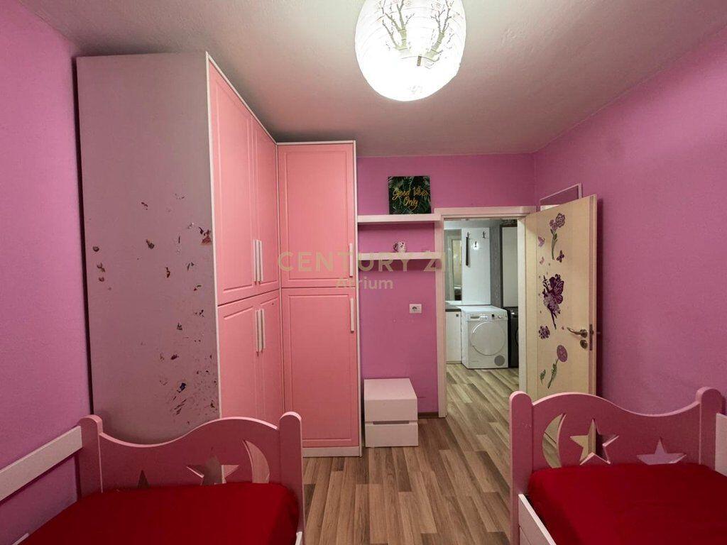 JAPIM ME QIRA APARTAMENT 2+1+BALLKON NE RRUGEN MINE PEZA !!! 1,000 € /Muaj