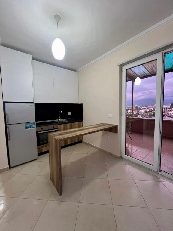 📣 QERA Apartament 1+1 Me Verande (PENTHOUSE) 📍 Astir, Prane Restorant “Bati” ✨