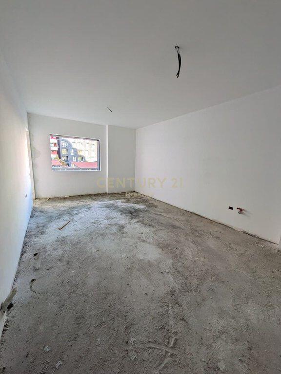 🏢 Apartment 2+1+2 for Sale at “Corner Residence”, Tirana – Premium Investment