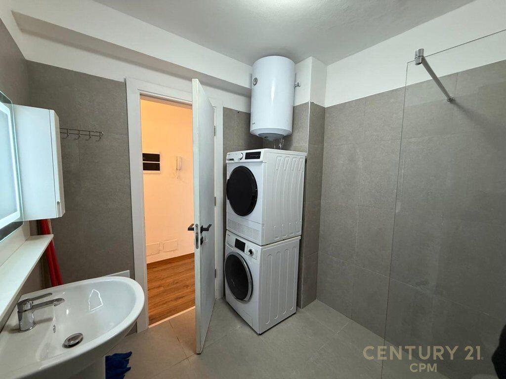 TEK KODRA E DIELLIT 2 JAPIM APARTAMENT 1+1+ POST PARKIMI ME QIRA 700 € /Muaj