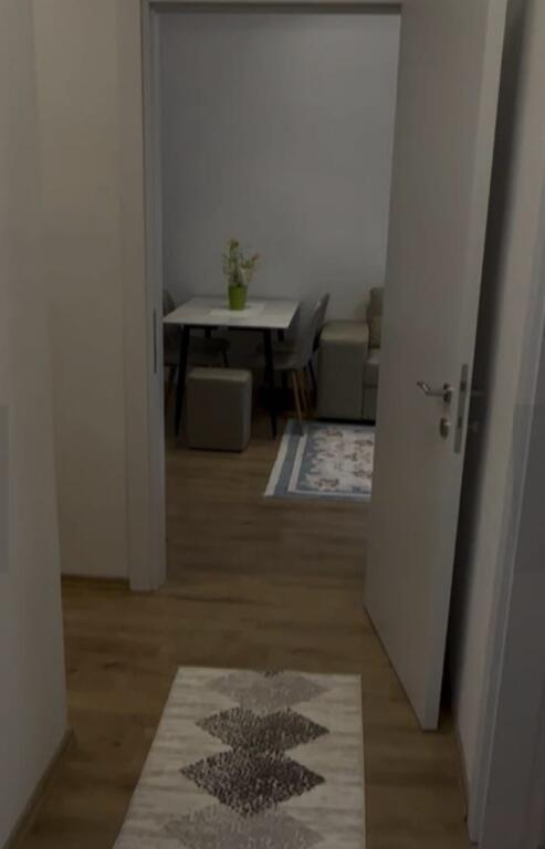 Apartment 2+1, Univers City!