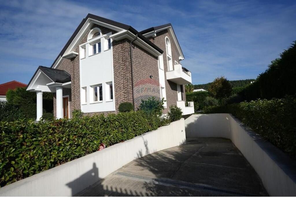 VILLAS FOR RENT, ELBASAN