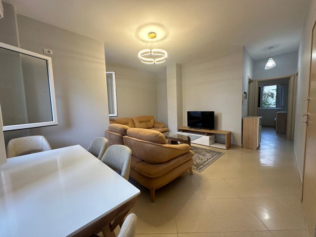 🏡Shitet Apartament 2+1 | 📍Veneto, Liqeni i Thatë