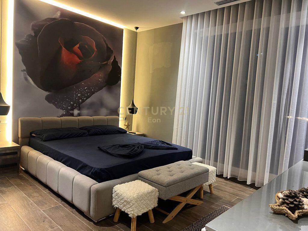 Villa di Lusso con Piscina in Vendita nel Complesso "Lura 3", Baia di Lalzi!  550.000 €