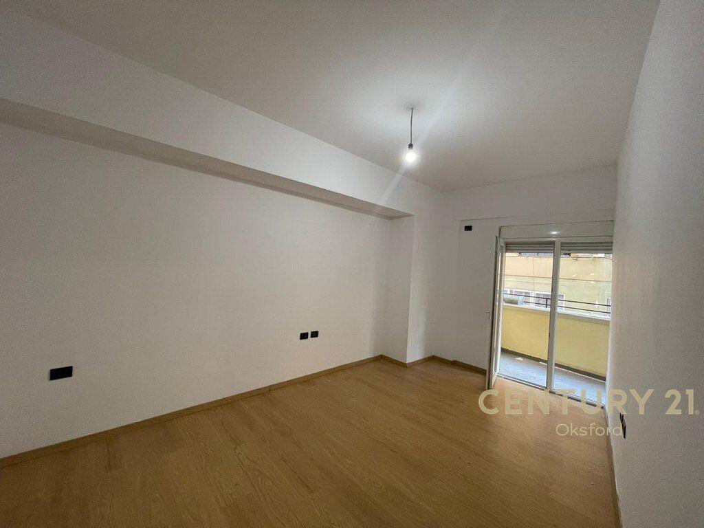 Apartament 2+1 per shitje te Kodra e Diellit