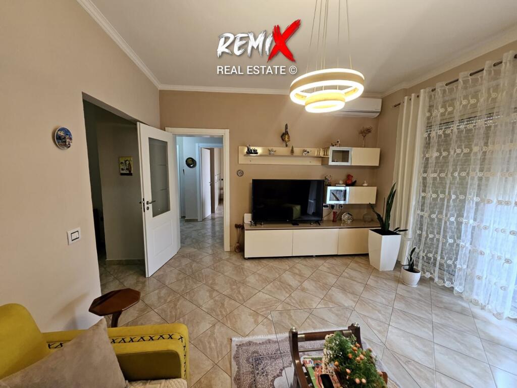 APARTAMENT 2+1+2 PER QERA PRANE KOPSHTIT 1 QERSHORI