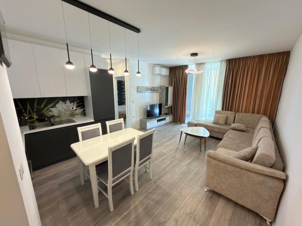 📢 QIRA APARTAMENT 2+1+PARKING 📍 Kompleksi “Fiori di Bosco”, Rruga Don Bosko
