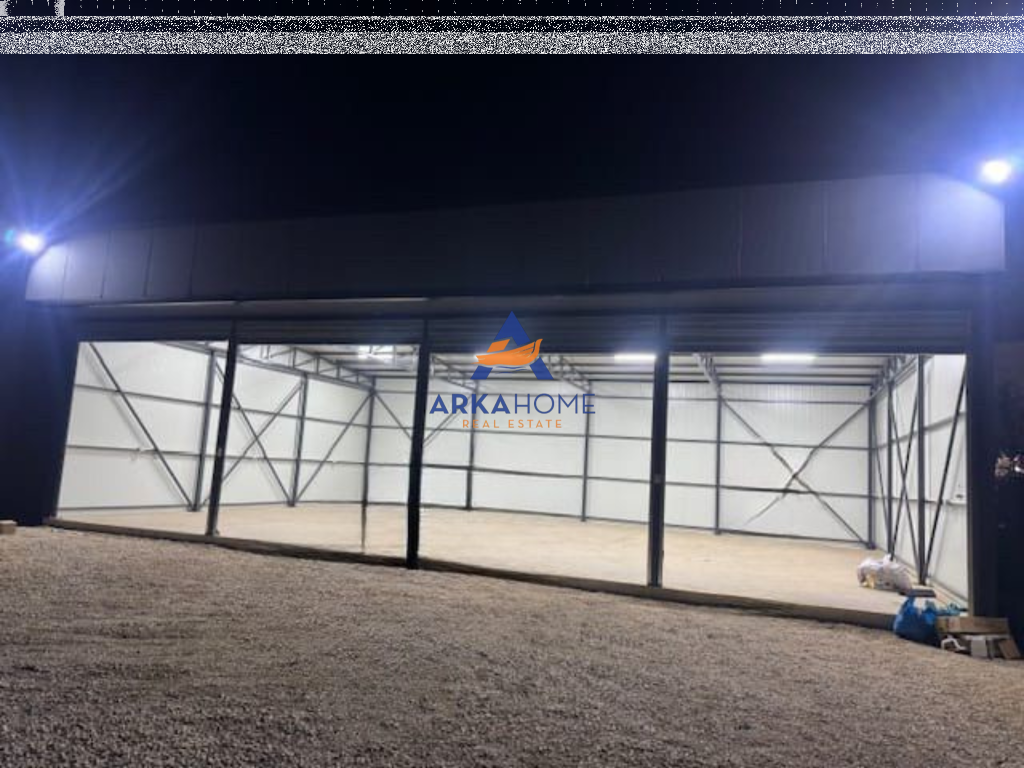 CAPANNONE IN AFFITTO 200 M2 "RRUGA E ARBERIT" 1.500 EURO