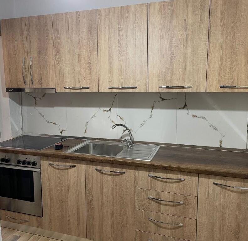 APARTAMENT ME QERA 1+1