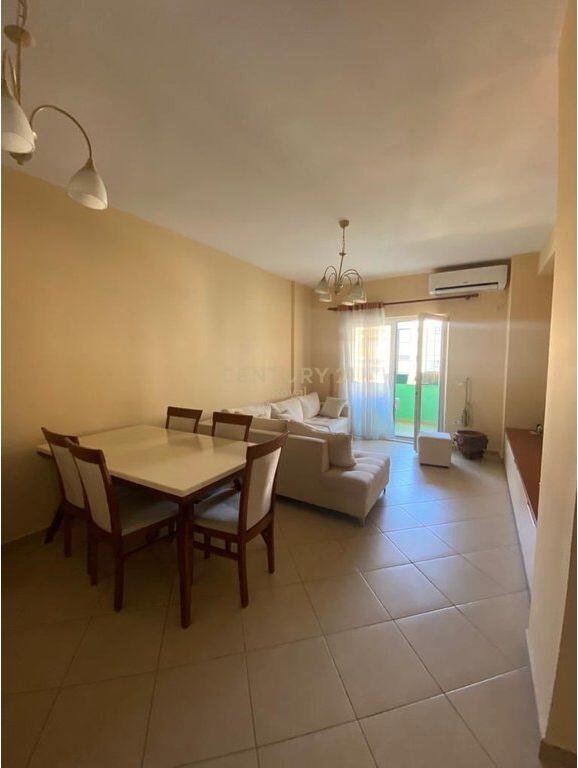 Jepet me Qira Apartament 2+1+2 – Zogu i Zi