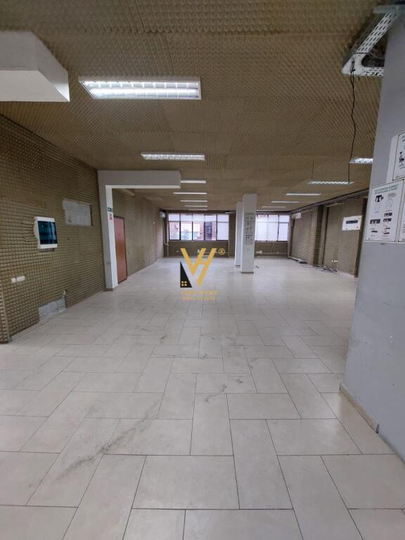 UFFICIO 350 M2 IN AFFITTO IN VIA PJETER BUDI 3.000 EURO