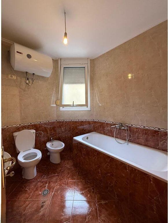 WE SELL APARTMENT 2+1+2 NEAR THE PARIS COMMUNE! 265,000 €