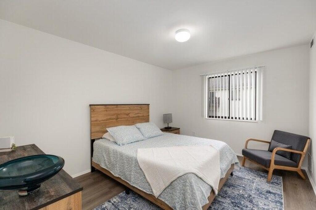 Apartment For Rent 2+1 at Botanical Garden (ID B2201572) Tirana