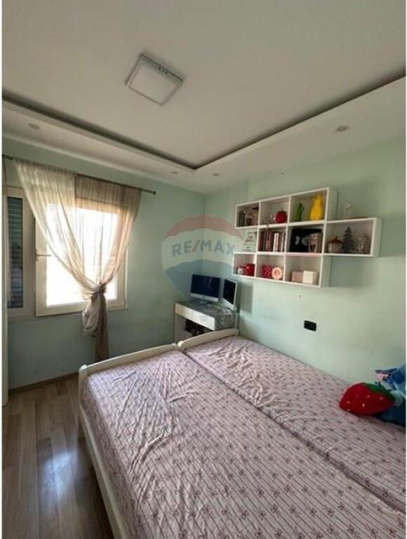 Appartamento 2+1 in vendita a Yzberisht, Via Besim Alla