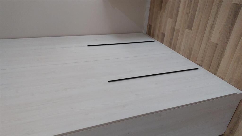 Kompleksi molla, apartament me qera 520 euro 1+1 i sapoarreduar