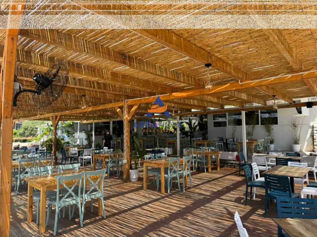 BAR RESTAURANT FOR RENT 400 M² "QEPARO, HIMARË" 35,000 EURO