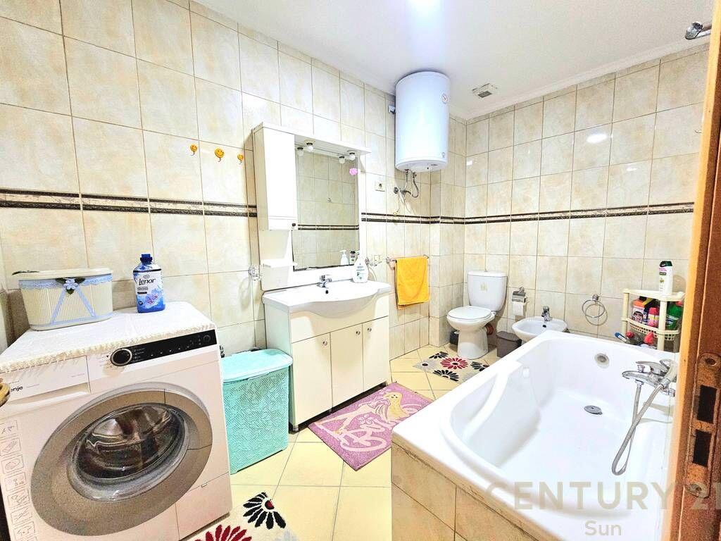 APARTAMENT 2+1 PER QIRA PRANE ZOGUT TE ZI 650 € /Muaj
