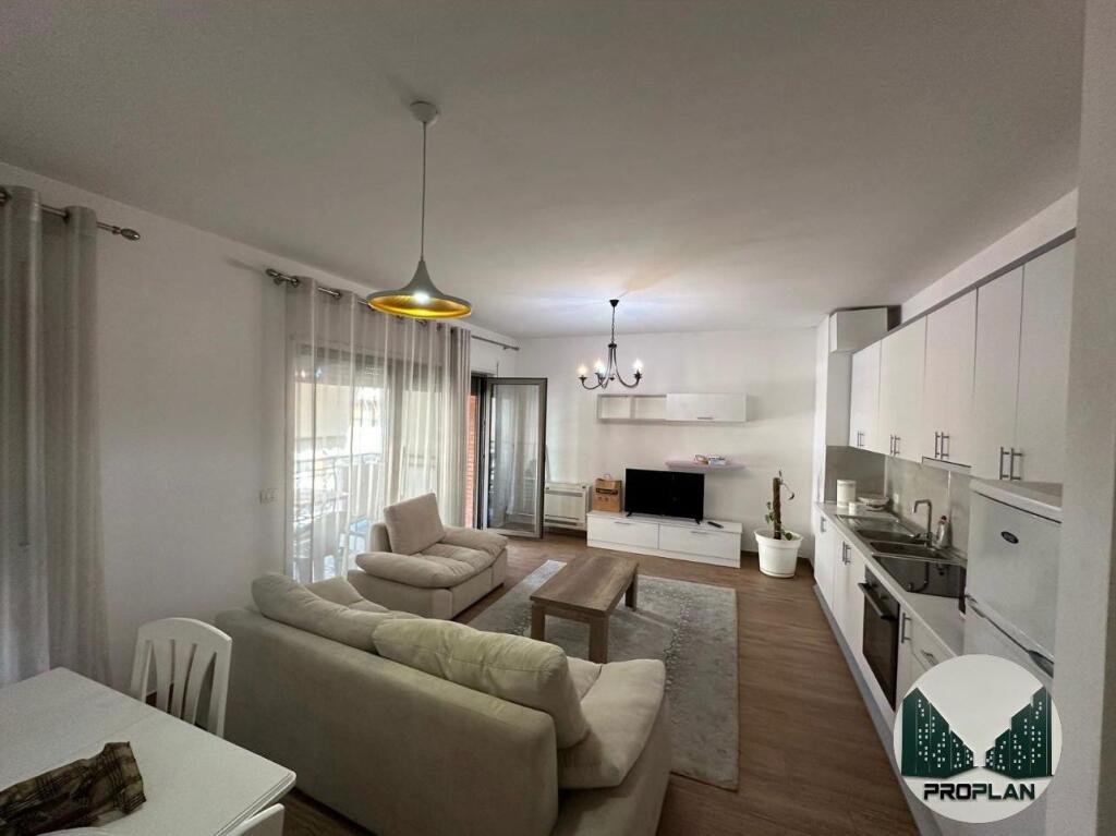 APARTAMENT 1+1 ME QERA TEK KOMPLEKSI DELIJORGJI
