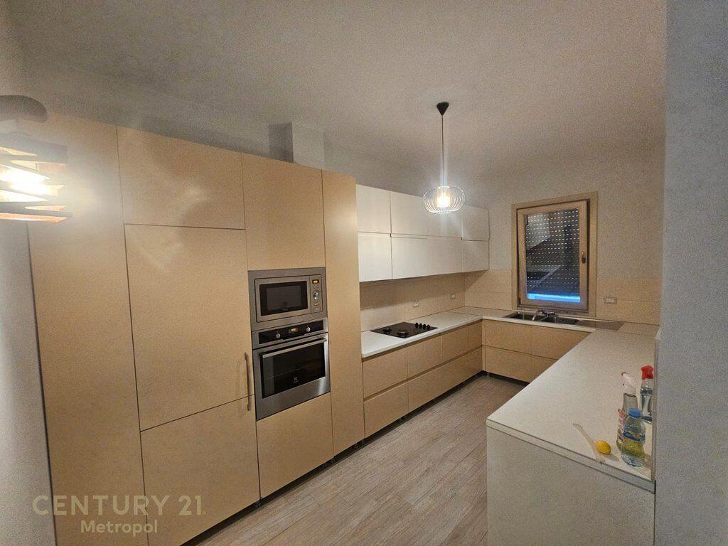 Jepet me qera apartamen tek vilat gjermane