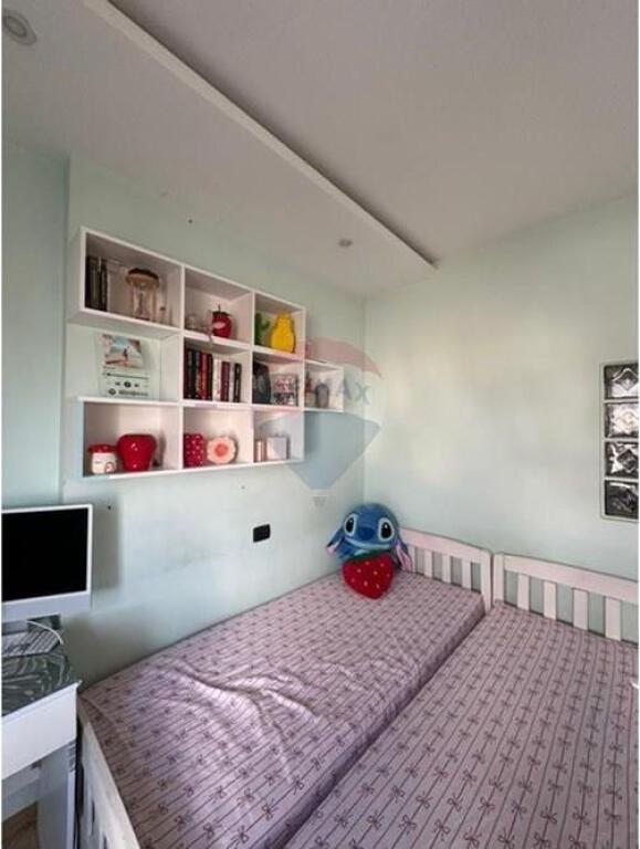 Shitet Apartament 2+1 në rrugen Besim Alla, Yzberisht