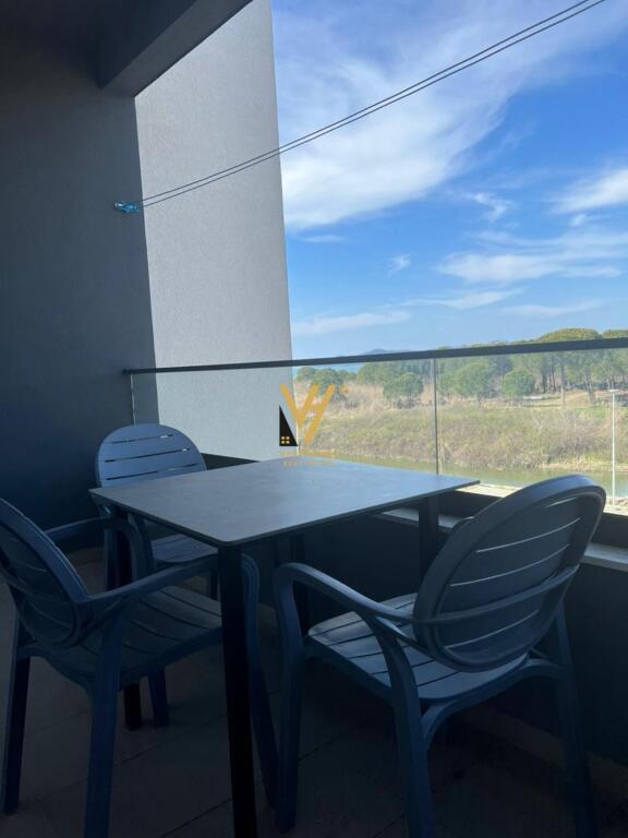 VENDESI APPARTAMENTO 1+1+BLK PRESSO RESIDENZA VALA MAR, HAMALLAJ 220.000 EURO