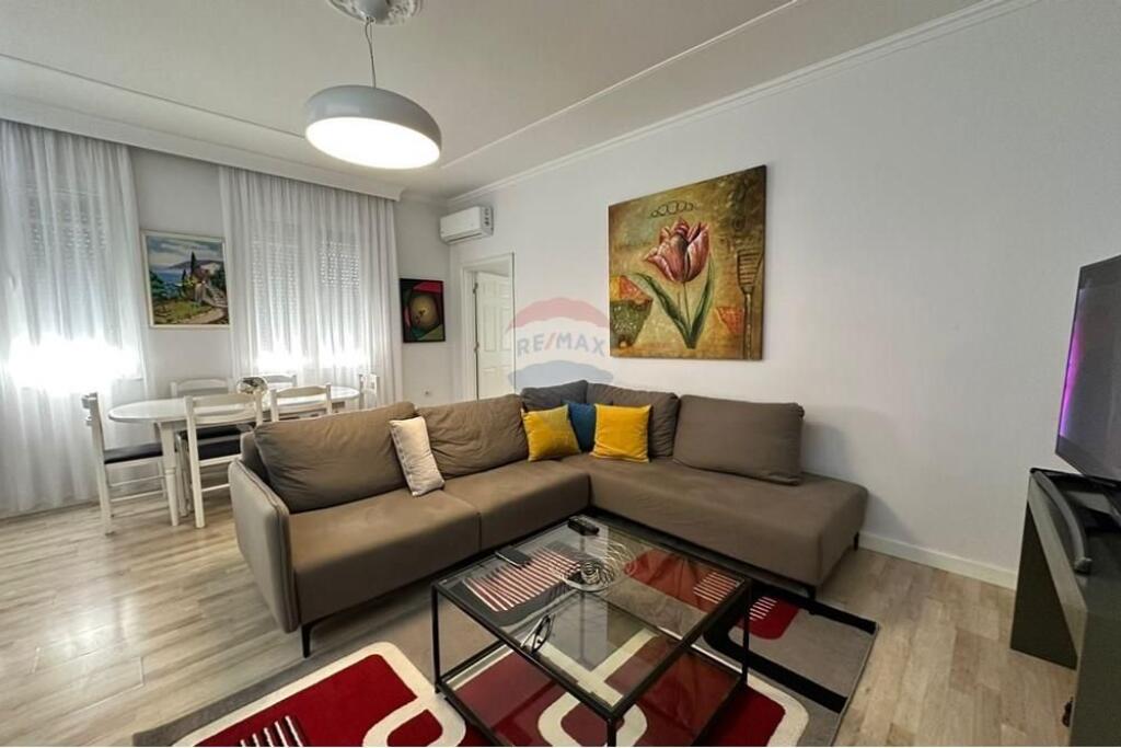 Appartamento in affitto 2+1+2 – Zogu i Zi