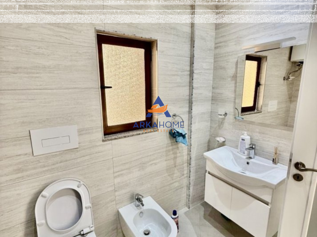 LOCALE UFFICIO IN AFFITTO 150M2 "VIA FUAT TOPTANI, MANGALEM ALI DEM" 650 EURO