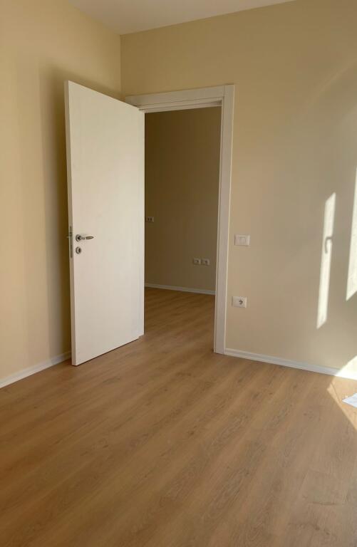📣 Jepet me qera Apartament 2+1 📍Adresa : Astir Bulevardi Ri